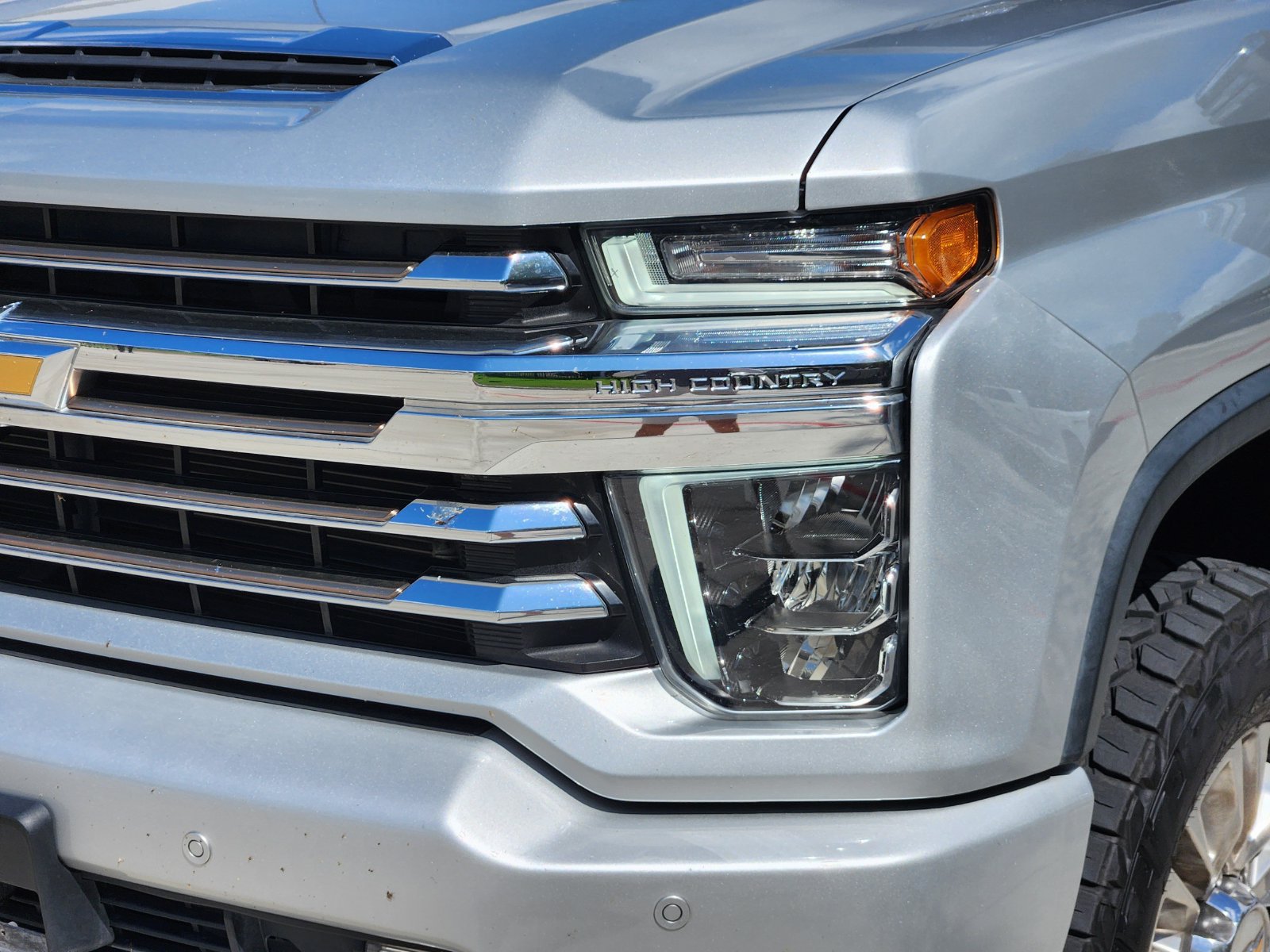 Used 2021 Chevrolet Silverado 2500 High Country AWD/4WD image 9