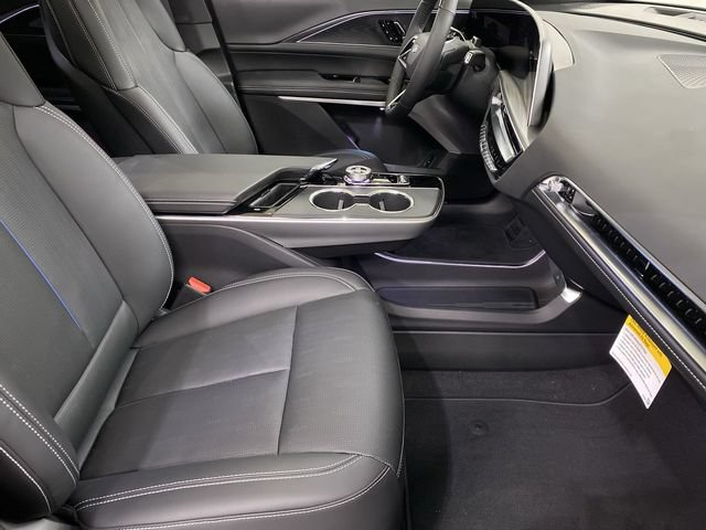 New 2025 Cadillac Lyriq Sport AWD/4WD image 27