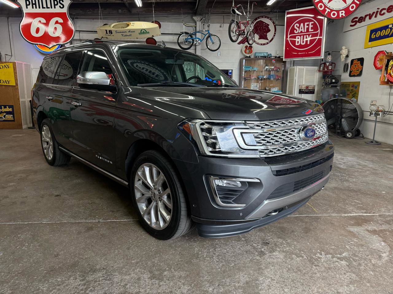 Used 2019 Ford Expedition Platinum AWD/4WD image 7