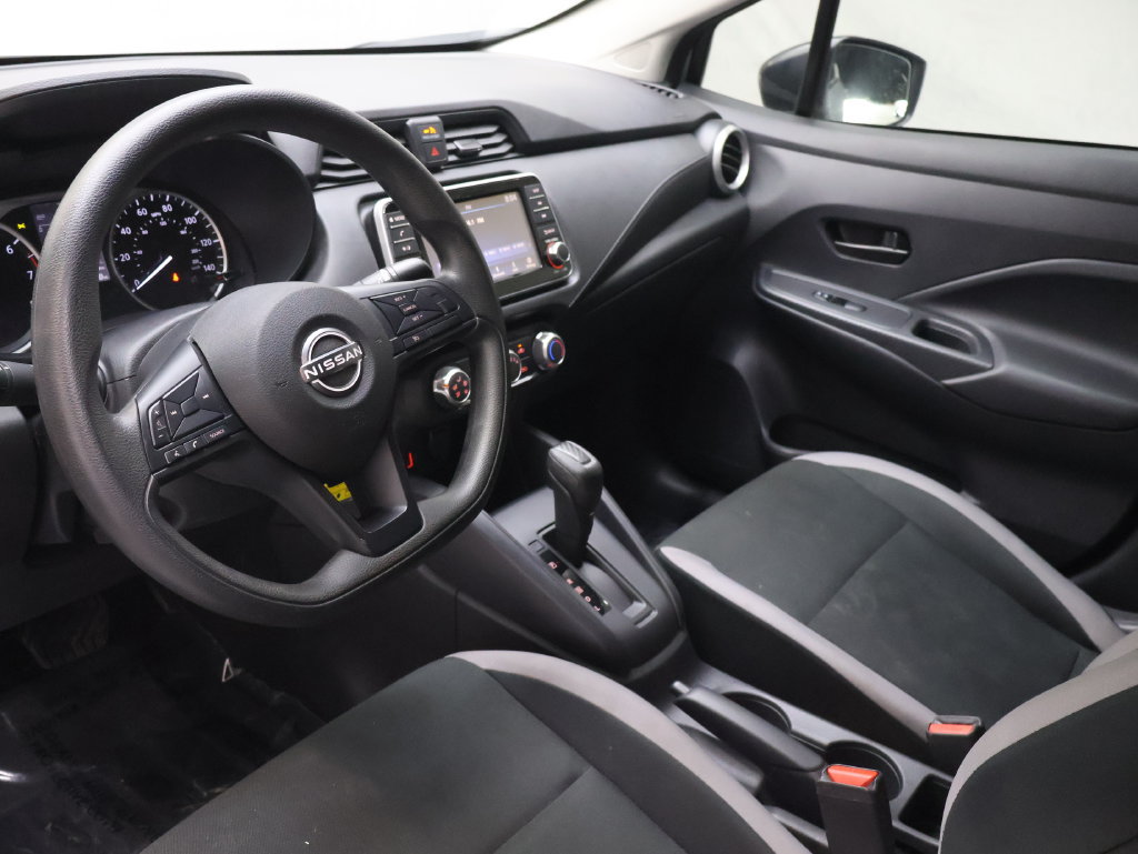 Used 2025 Nissan Versa S FWD image 16