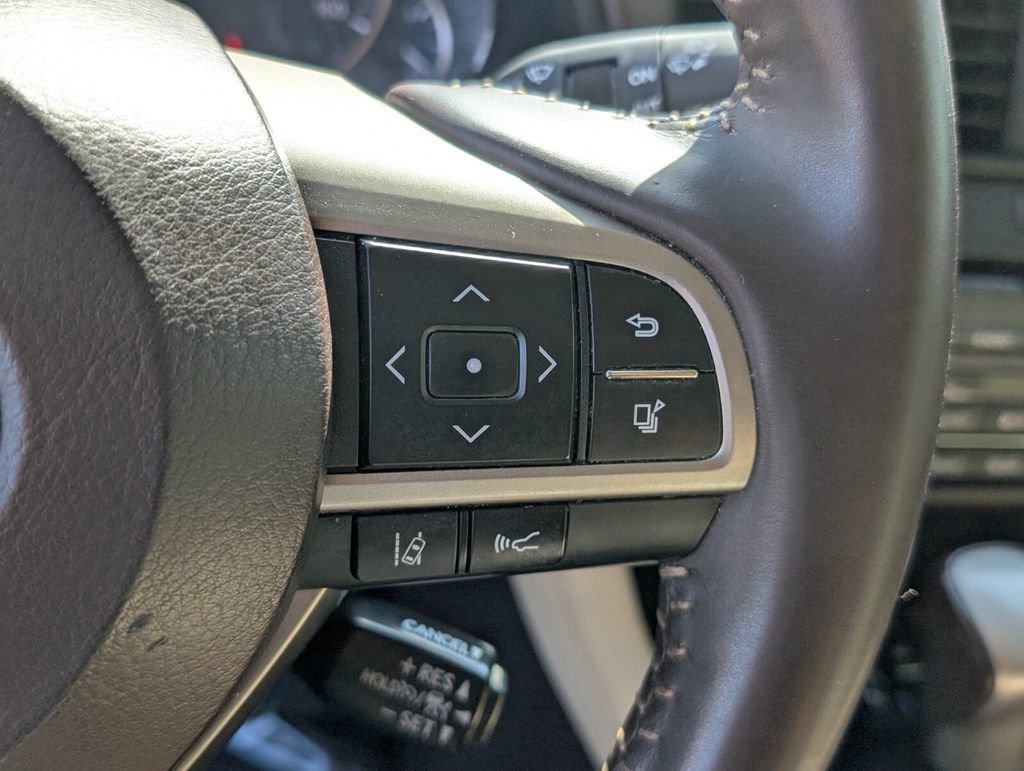 Used 2017 Lexus RX 450h AWD image 31