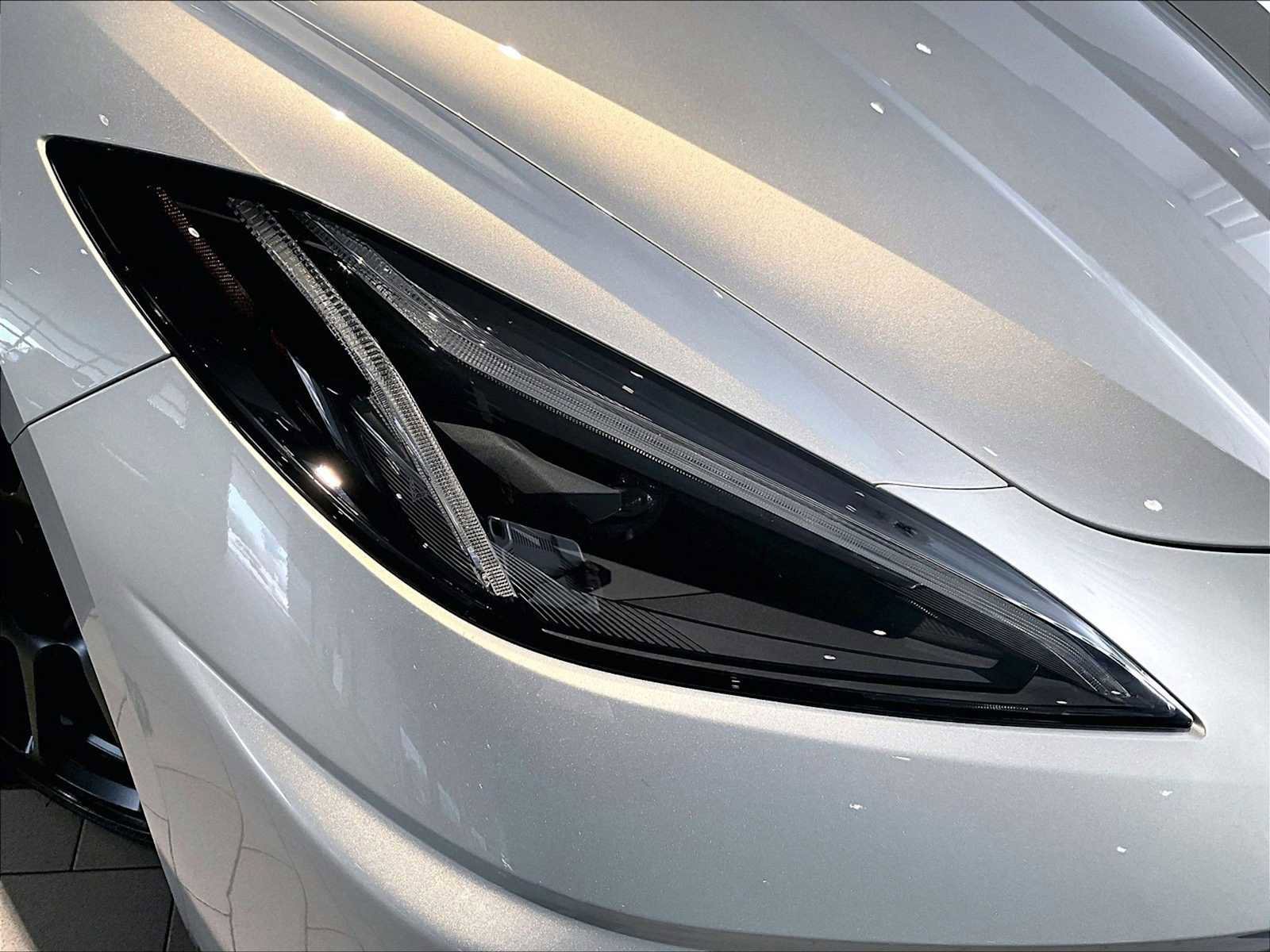 Used 2021 Chevrolet Corvette Stingray Coupe w/ 1LT image 15