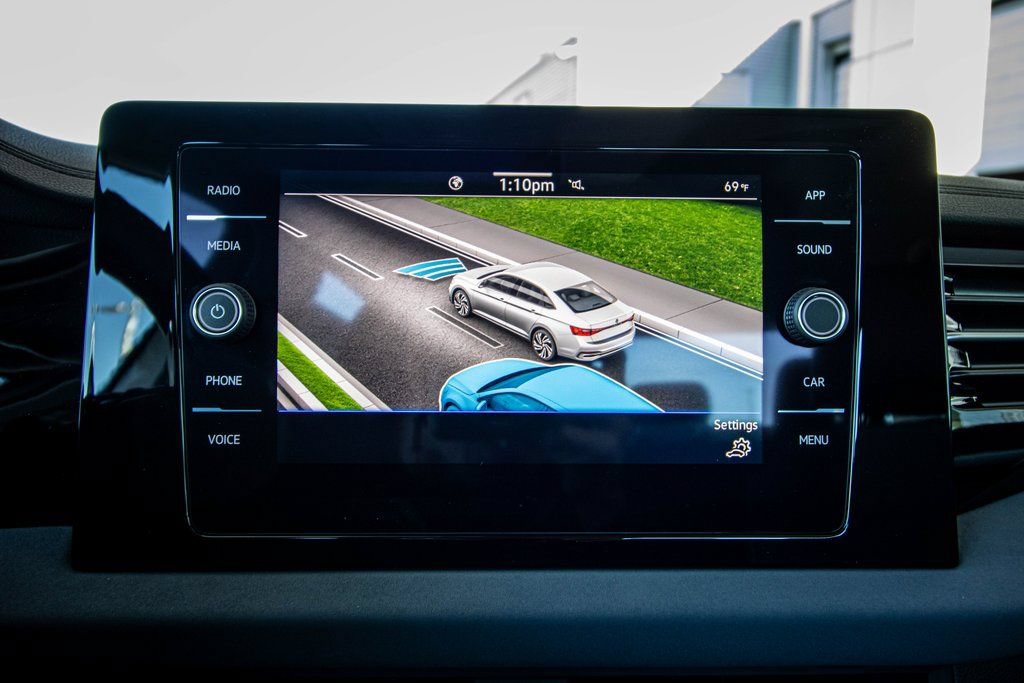 New 2026 Volkswagen Jetta SE FWD image 39
