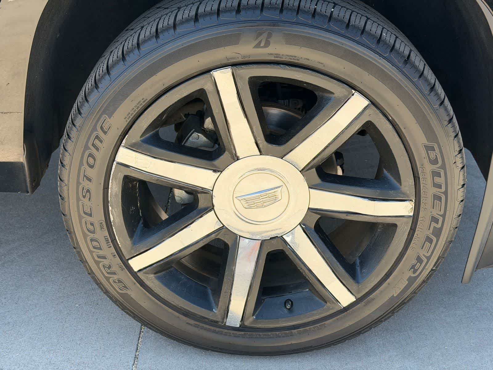 Used 2016 Cadillac Escalade Luxury AWD/4WD image 9