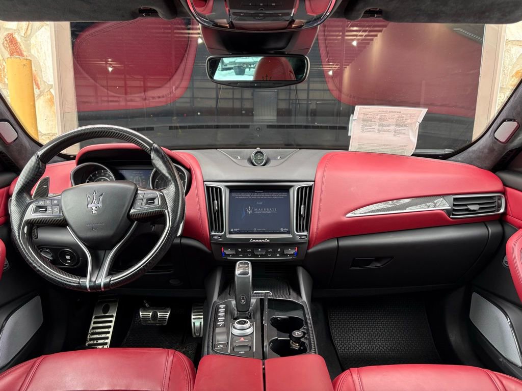 Used 2019 Maserati Levante GTS image 28