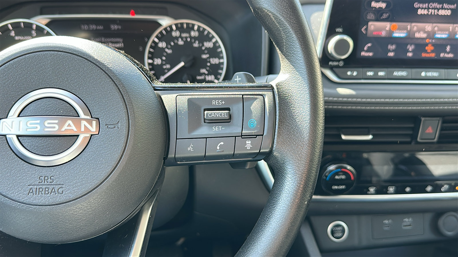 Used 2022 Nissan Rogue SV AWD/4WD image 15