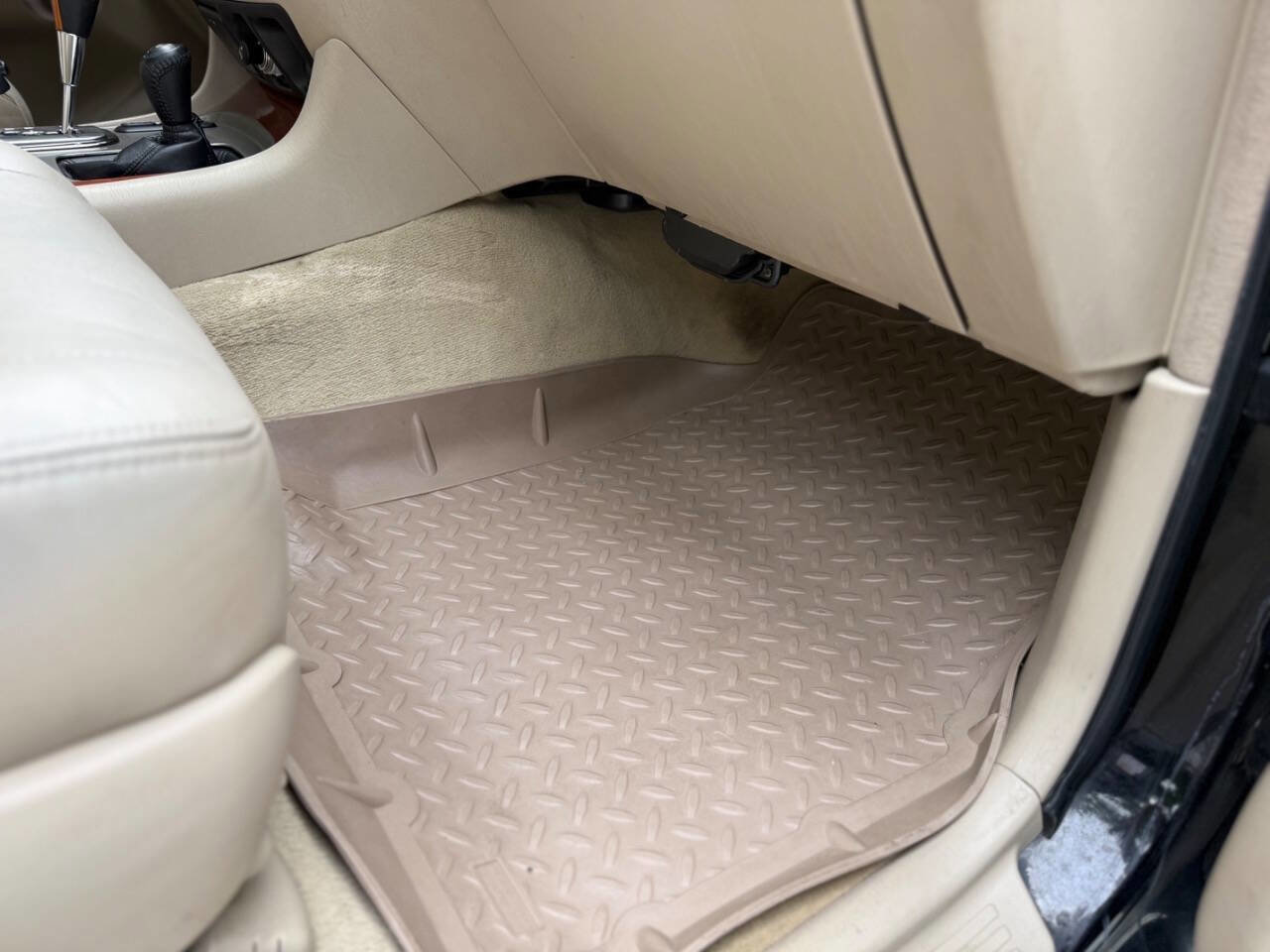 Used 2003 Lexus LX 470 4WD image 29