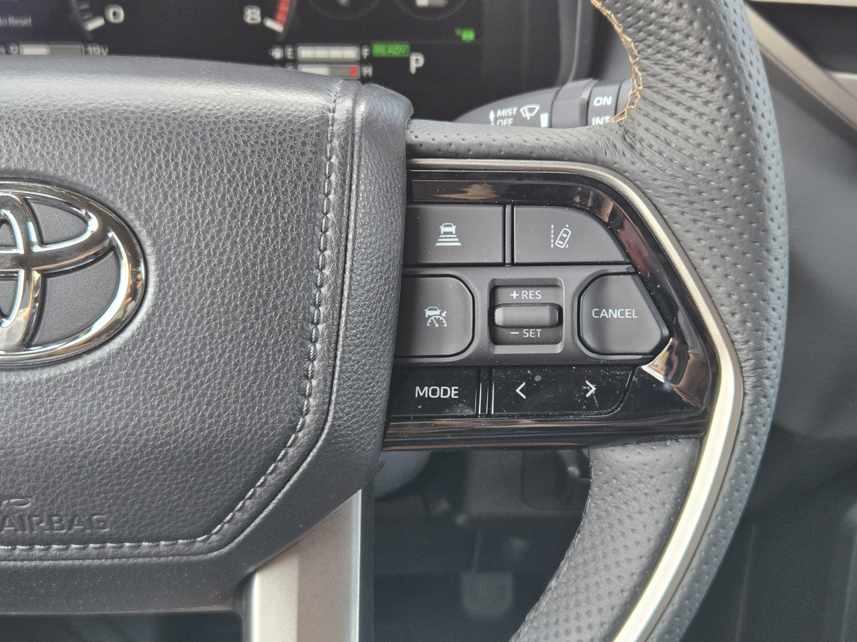 Used 2026 Toyota Sequoia Capstone w/ Tow Technology Package AWD/4WD image 26