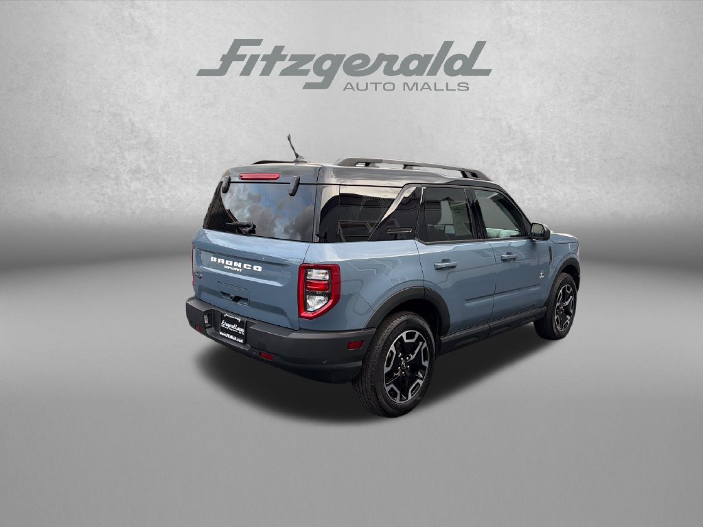 Used 2024 Ford Bronco Sport Outer Banks w/ Tech Package AWD/4WD image 7