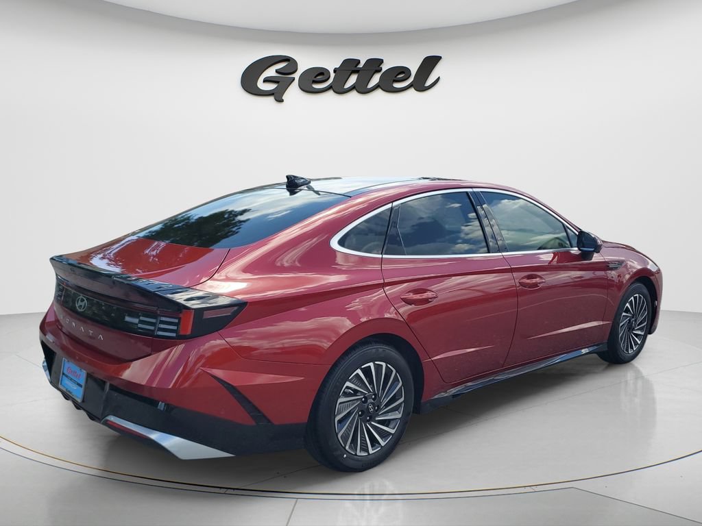 Certified 2026 Hyundai Sonata Limited FWD image 7