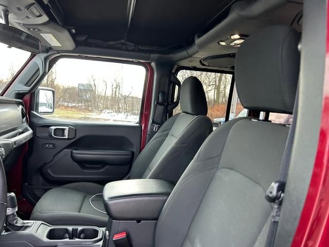 Used 2021 Jeep Wrangler Unlimited Sport image 12