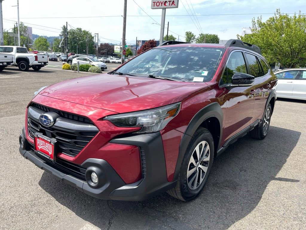 Used 2024 Subaru Outback Premium AWD/4WD image 4