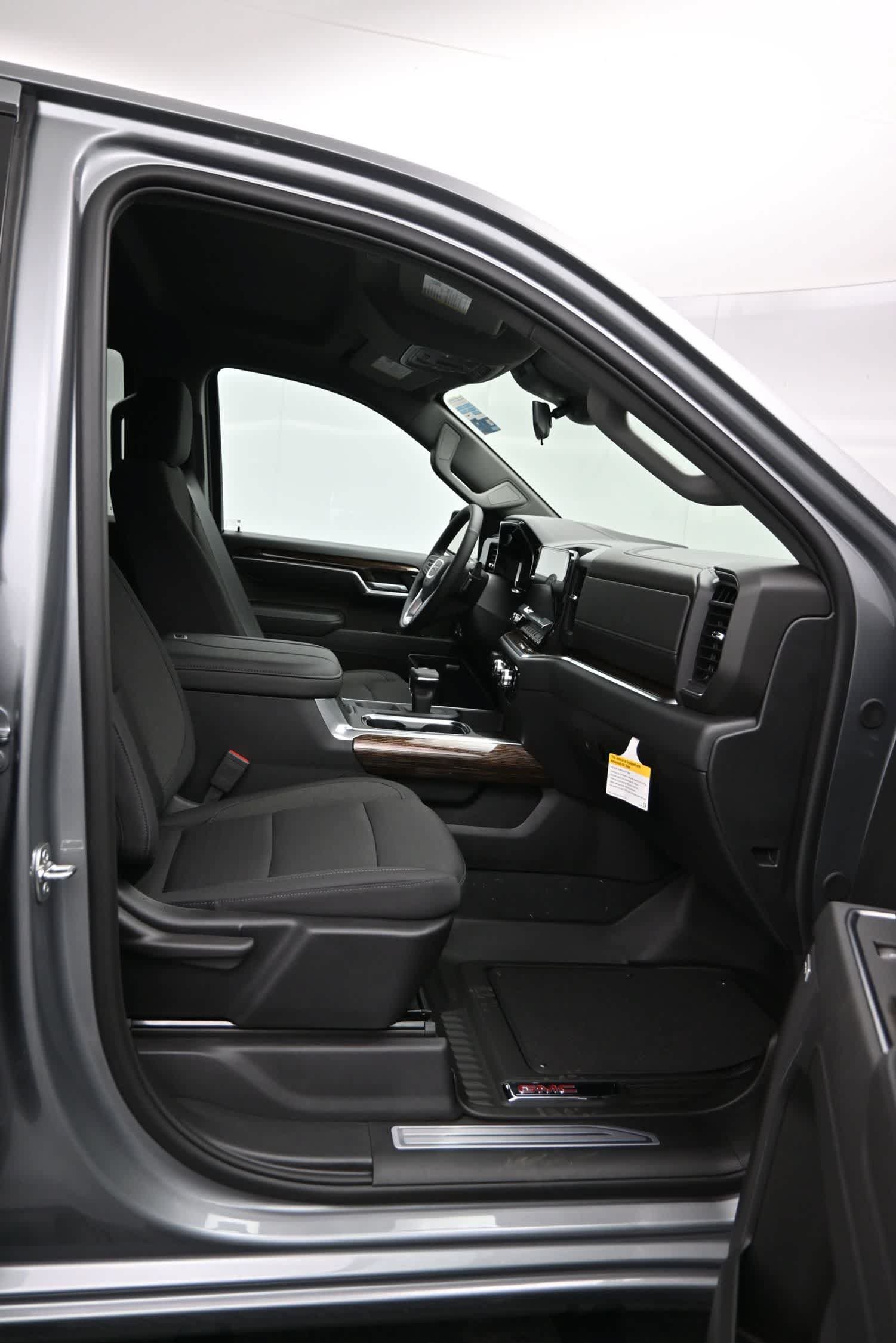 New 2026 GMC Sierra 1500 Elevation w/ Preferred Package AWD/4WD image 11