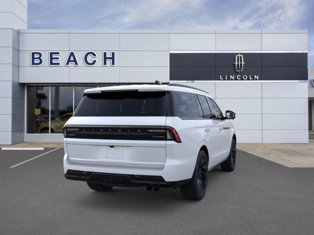 New 2025 Lincoln Navigator Reserve w/ Jet Appearance Package AWD/4WD image 8