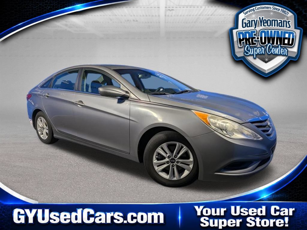 Used 2013 Hyundai Sonata GLS FWD image 1