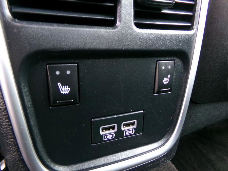 Used 2018 Chrysler 300 Limited image 31