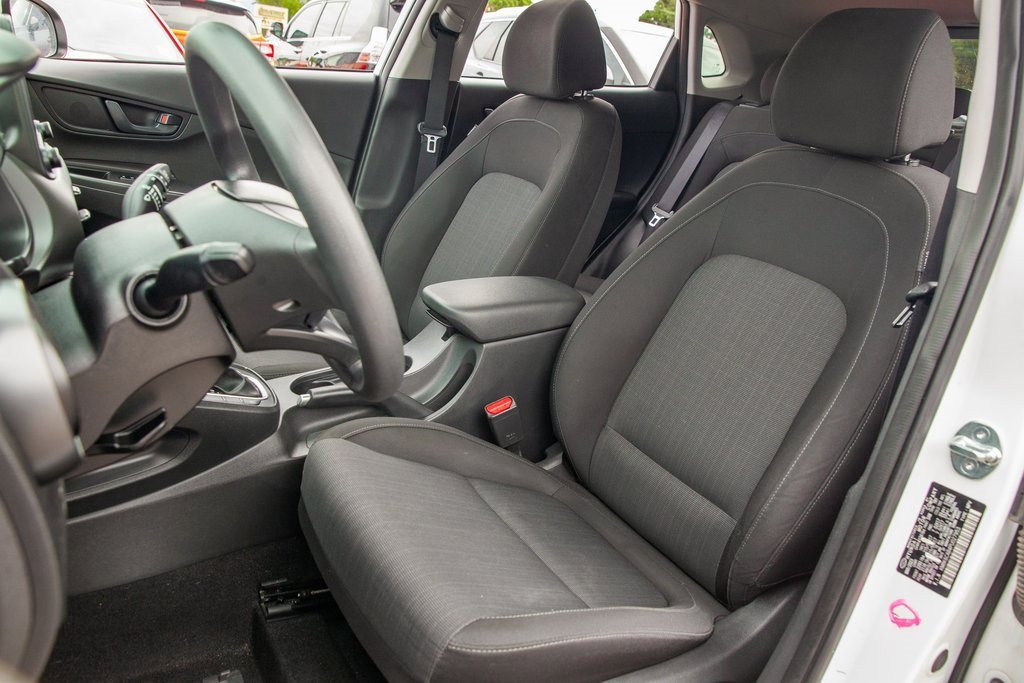 Used 2023 Hyundai Kona SEL image 13