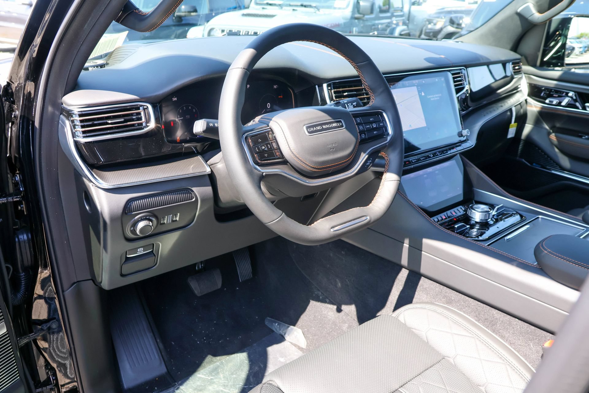 New 2026 Jeep Grand Wagoneer L Summit AWD/4WD image 3