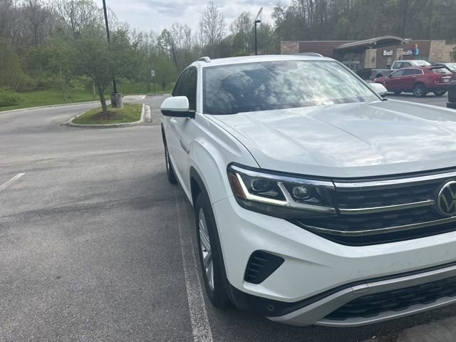 Used 2022 Volkswagen Atlas Cross Sport SE image 9