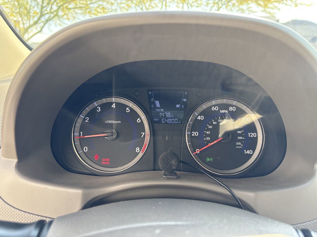 Used 2013 Hyundai Accent GLS FWD image 22