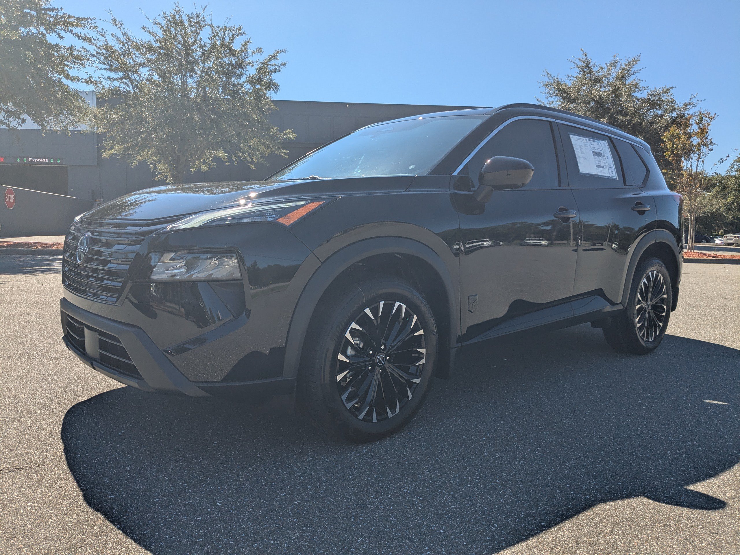 New 2026 Nissan Rogue Dark Armor FWD image 8