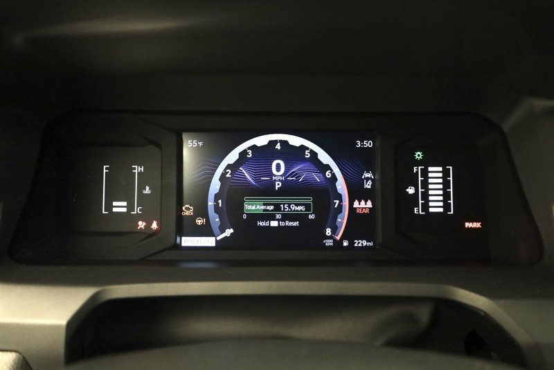 Certified 2025 Toyota Tacoma SR5 image 15