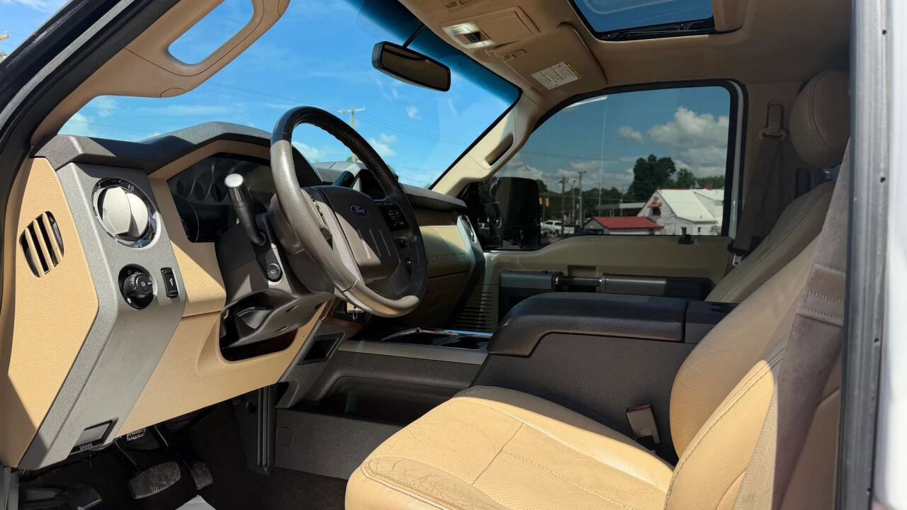 Used 2015 Ford F350 Lariat w/ Lariat Ultimate Package AWD/4WD image 12