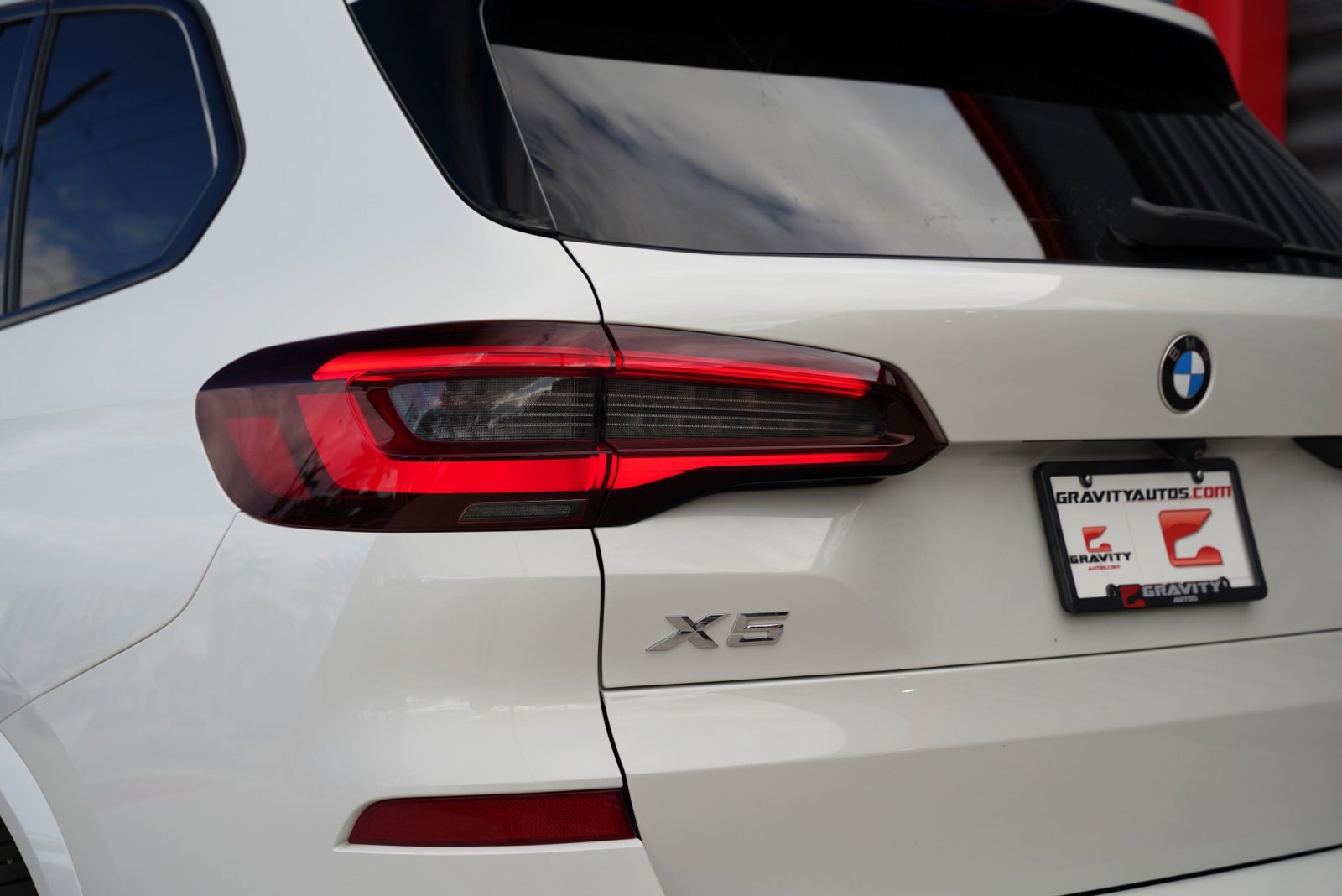 Used 2022 BMW X5 sDrive40i w/ M Sport Package image 7