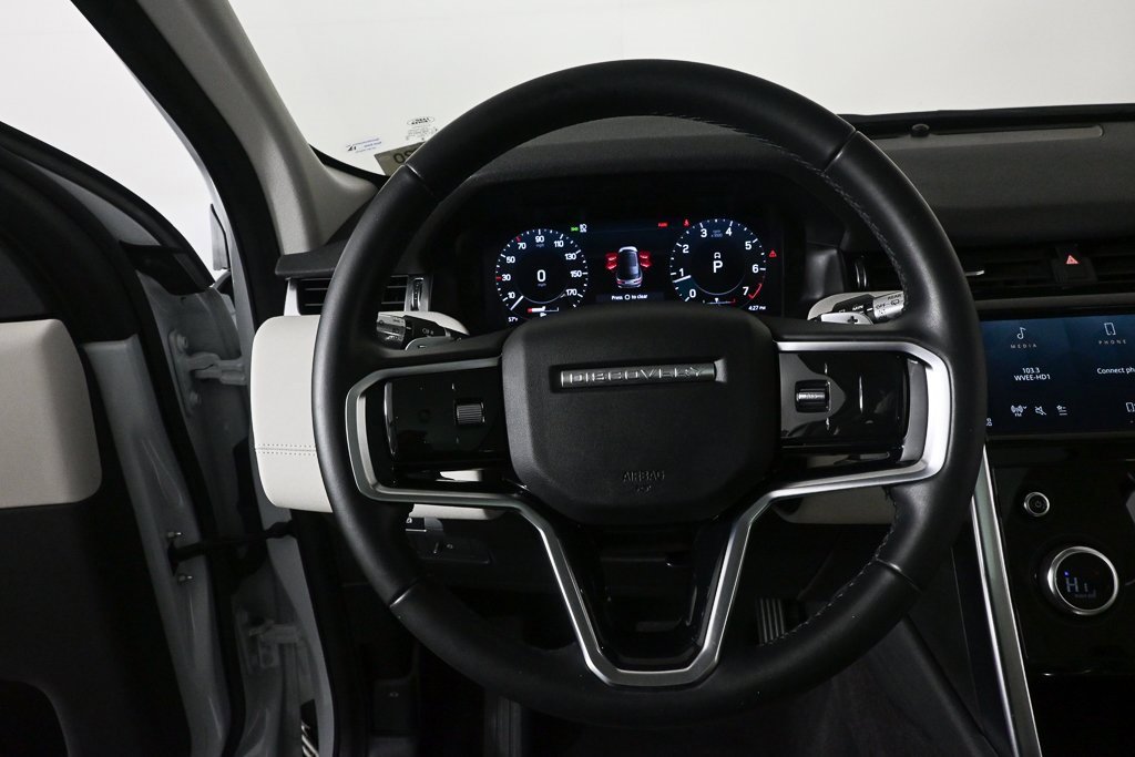 Used 2021 Land Rover Discovery Sport SE image 2