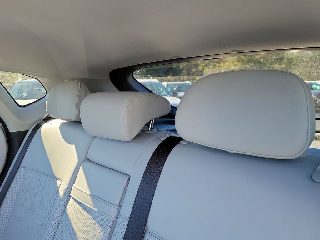 Certified 2025 Hyundai Kona Limited image 13