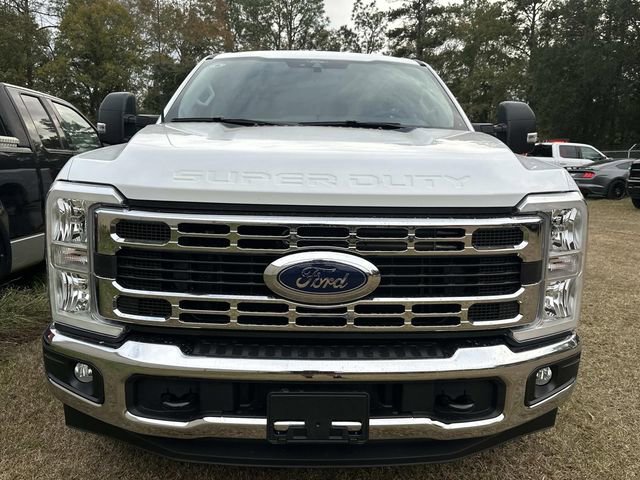 New 2026 Ford F350 XLT image 2