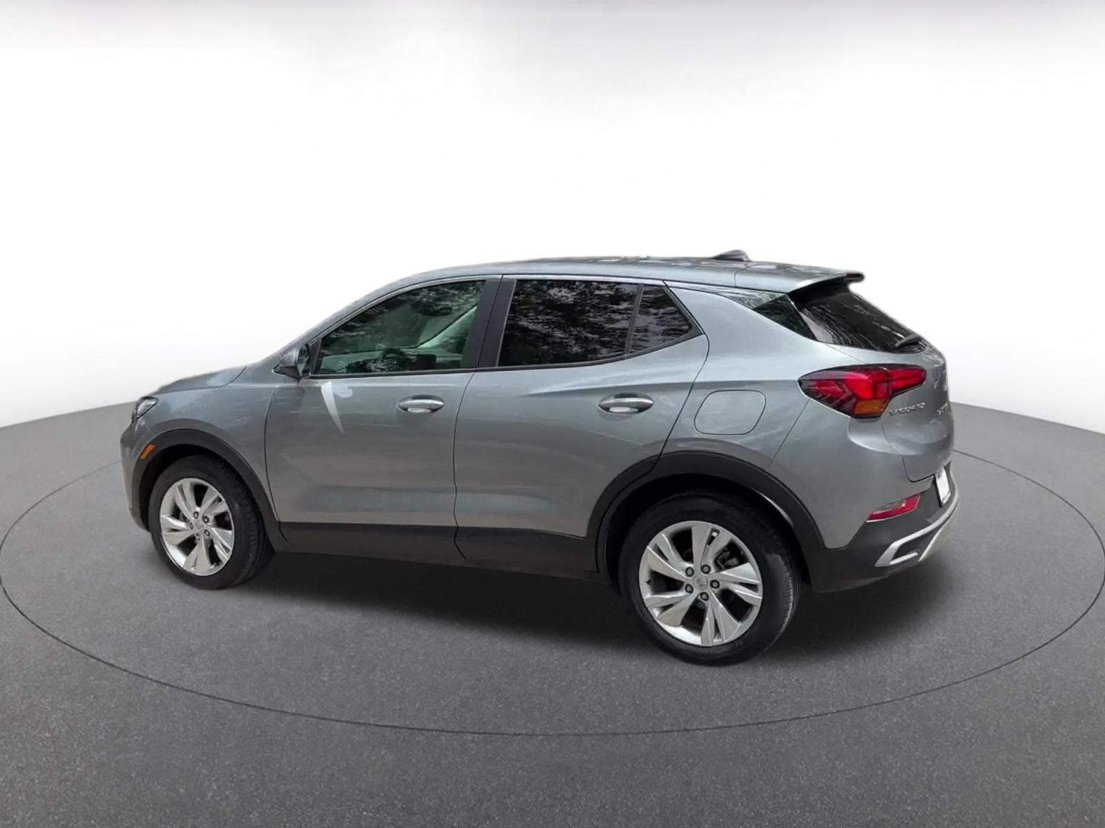 Used 2025 Buick Encore GX Preferred FWD image 10