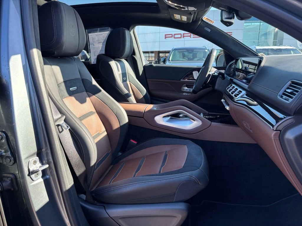 Used 2025 Mercedes-Benz GLE 63 AMG S image 23