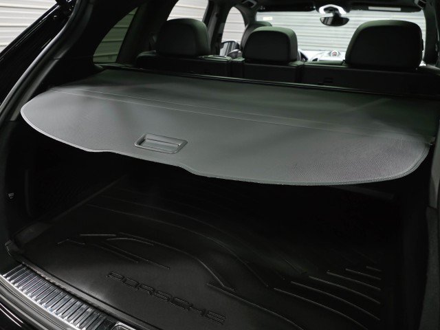Used 2014 Porsche Cayenne GTS AWD/4WD image 40