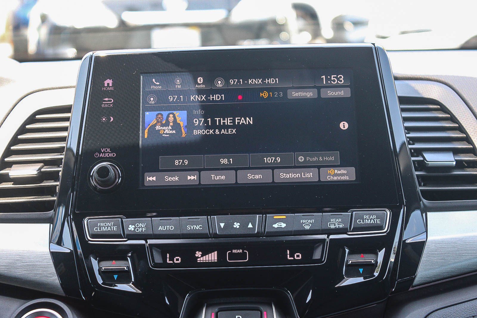 Used 2023 Honda Odyssey Sport image 15