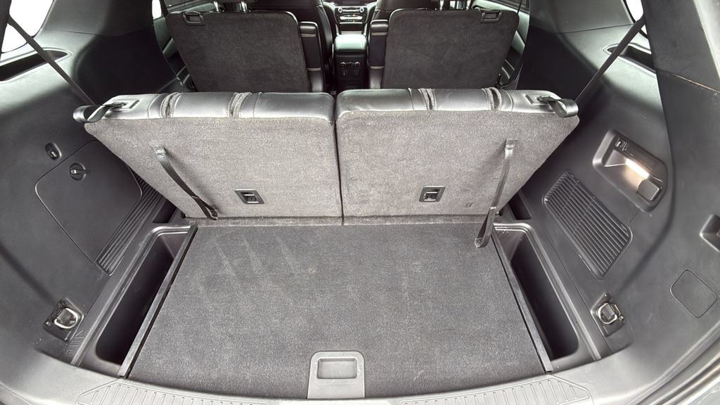 Used 2022 Ford Explorer ST AWD/4WD image 13