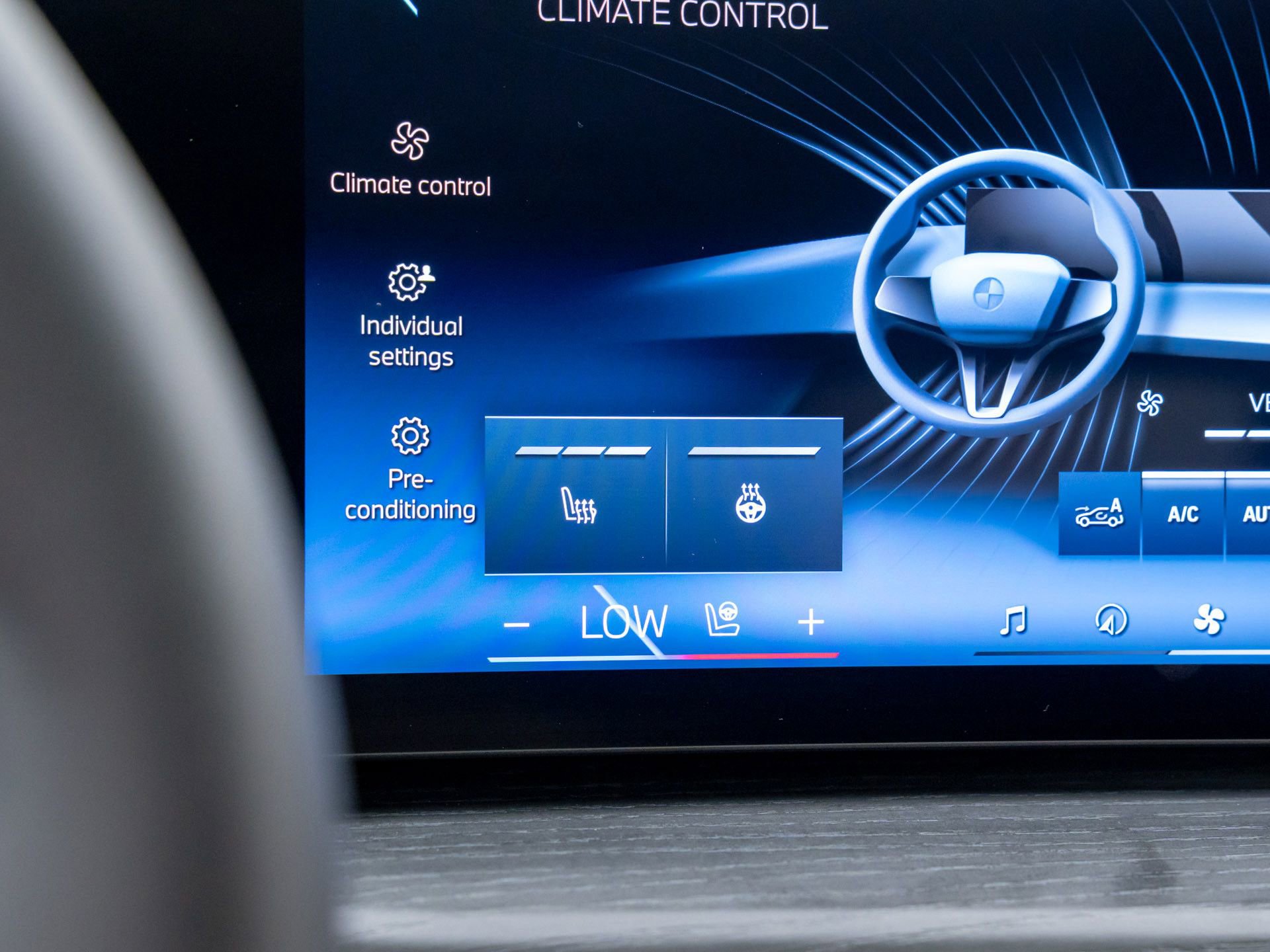 New 2025 BMW 330i xDrive Sedan w/ M Sport Package image 26