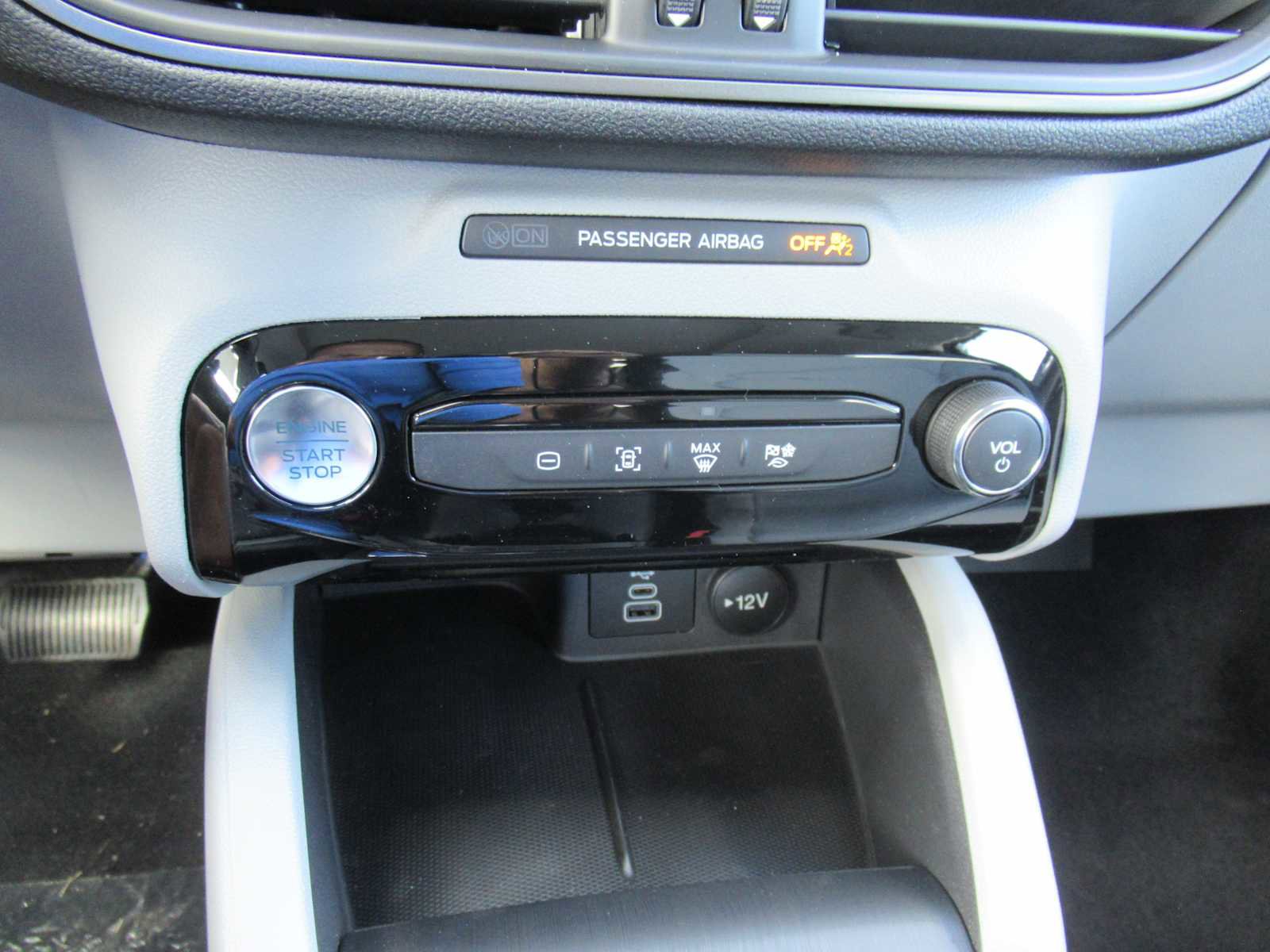 New 2026 Ford Escape SE FWD image 25
