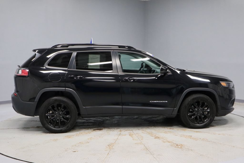 Used 2022 Jeep Cherokee Latitude Lux FWD image 5