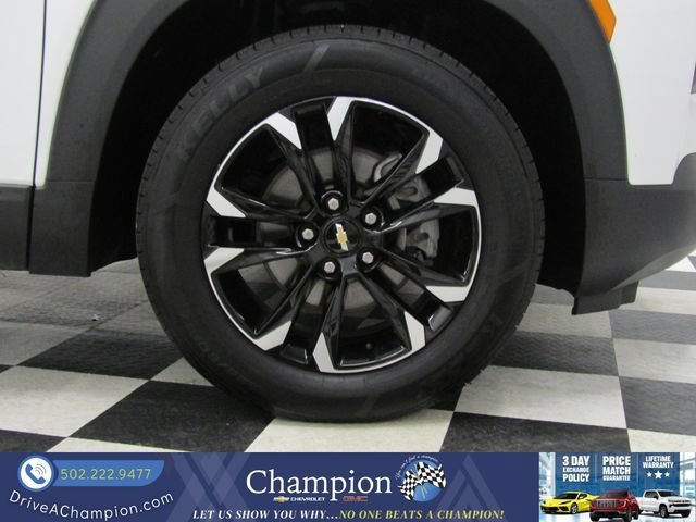 Certified 2023 Chevrolet TrailBlazer LT FWD image 3