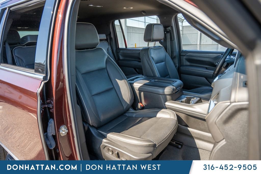 Used 2023 GMC Yukon XL SLT AWD/4WD image 27