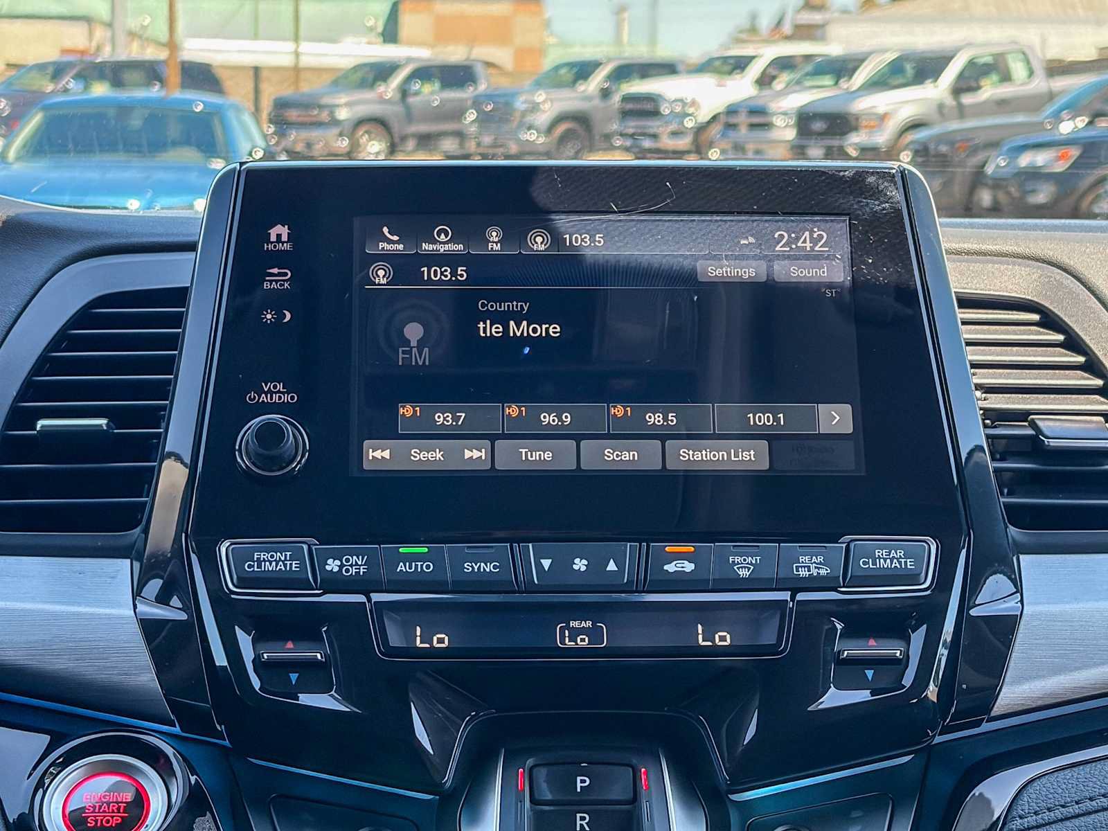 Used 2023 Honda Odyssey Touring image 13