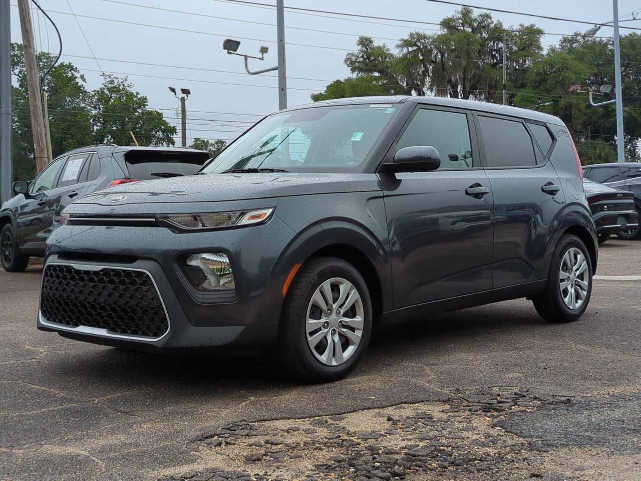 Certified 2021 Kia Soul LX FWD image 2