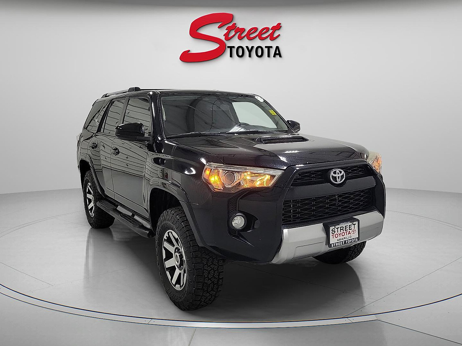 Used 2017 Toyota 4Runner TRD Off-Road AWD/4WD image 5