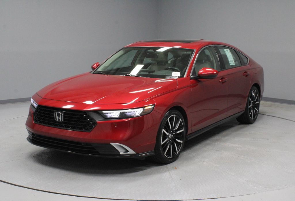 Used 2024 Honda Accord Touring image 6