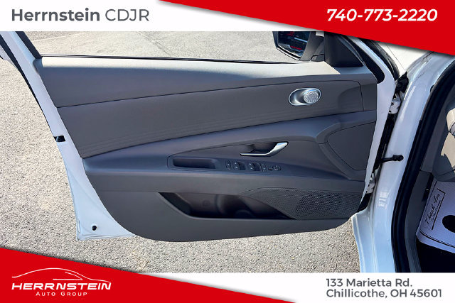 Used 2024 Hyundai Elantra SEL FWD image 10