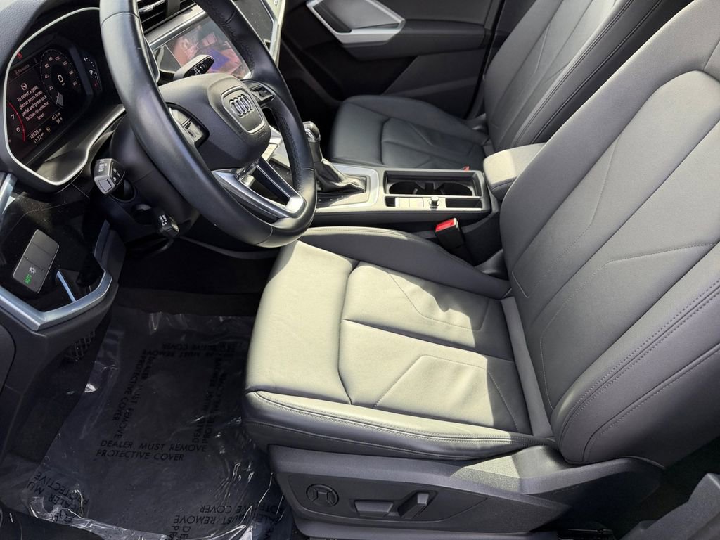 Used 2022 Audi Q3 2.0T Premium image 12