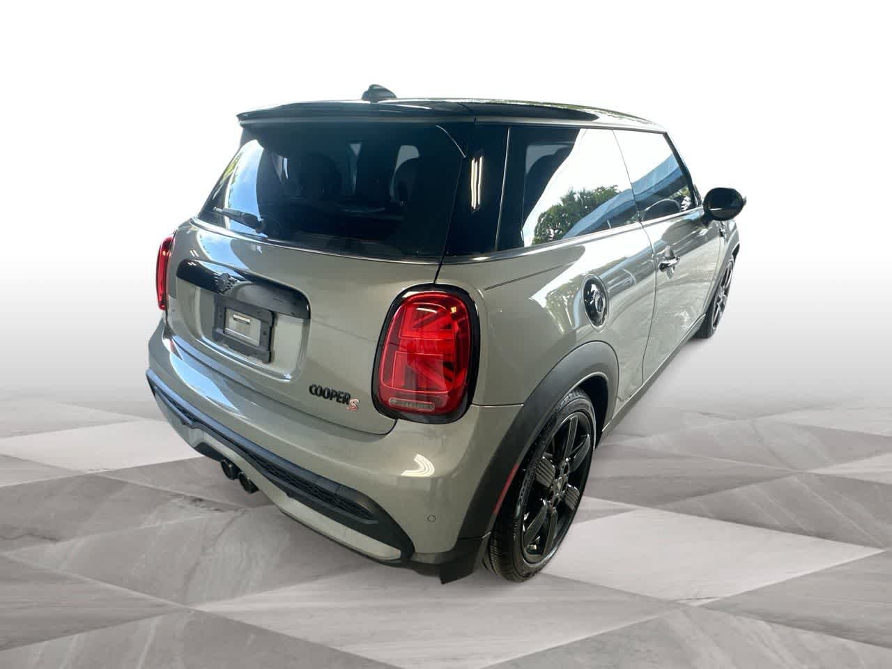 Used 2023 MINI Cooper S FWD image 8