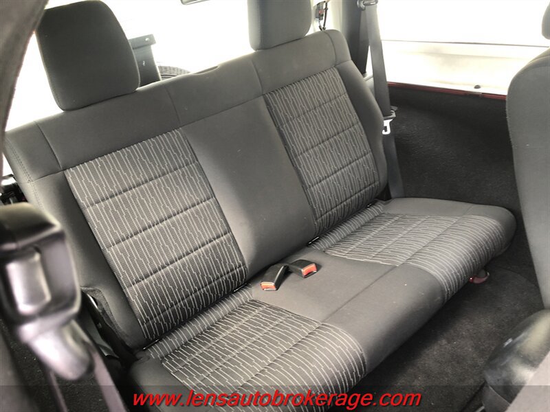 Used 2012 Jeep Wrangler Sport AWD/4WD image 21