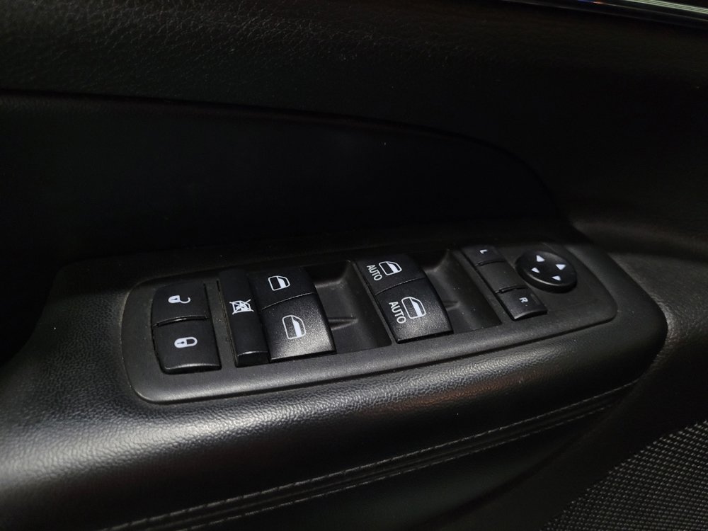 Used 2019 Jeep Grand Cherokee Limited w/ Luxury Group II AWD/4WD image 27